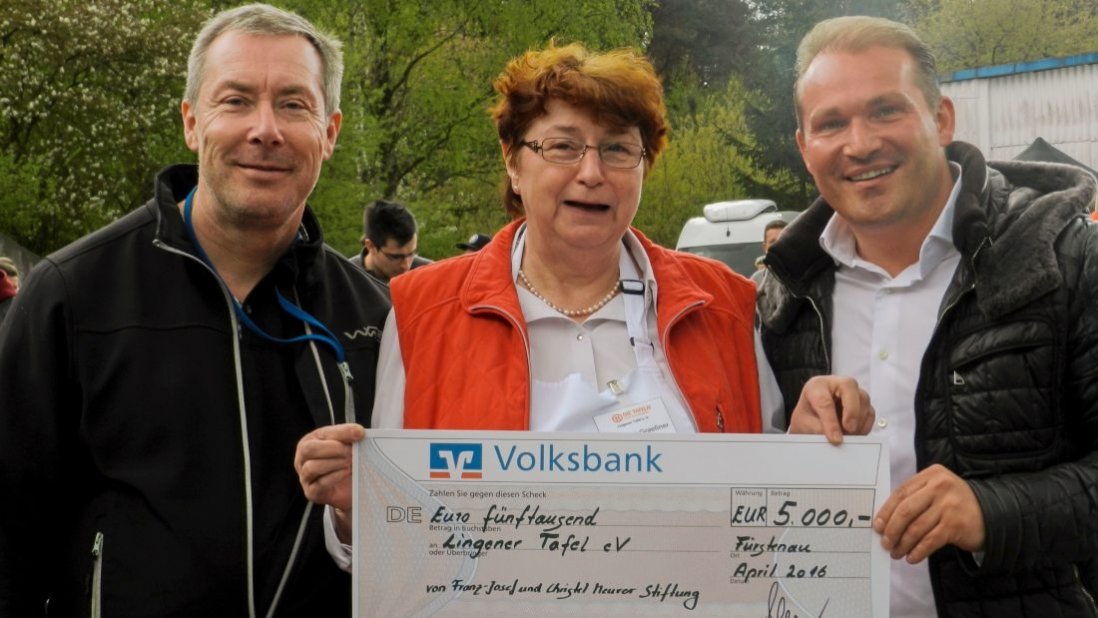 Stiftung gibt 5000 Euro für die Lingener Tafel